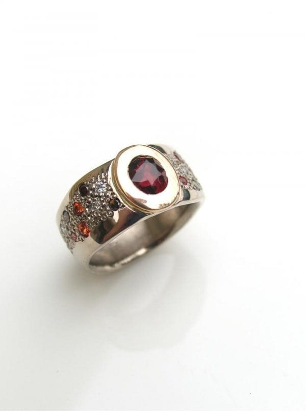 RED QUEEN - Debra Fallowfield makes custom jewellery to fall in love ...